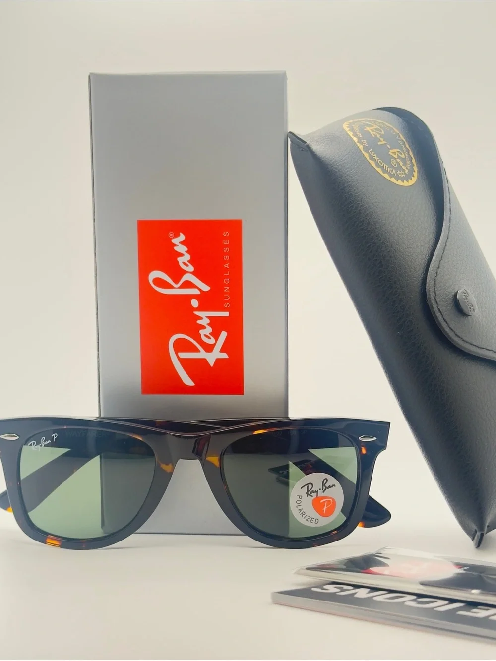 Ray-Ban RB2140 WAYFARER